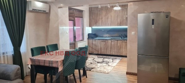 In vendita  2 camere da letto Plovdiv , Ostromila , 116 mq | 60338907