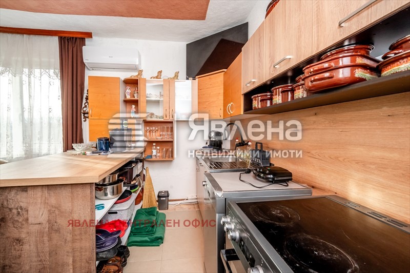 Продава ЕТАЖ ОТ КЪЩА, гр. Перник, Църква, снимка 11 - Етаж от къща - 53921066