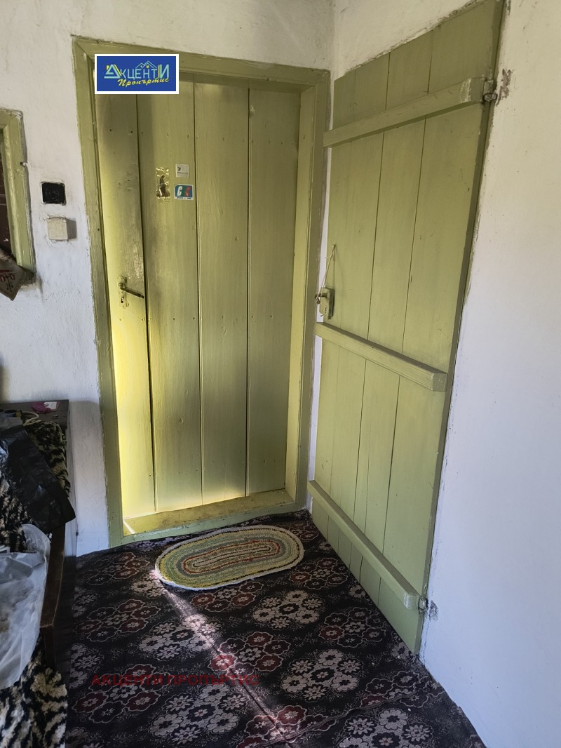 Продава КЪЩА, с. Джулюница, област Велико Търново, снимка 5 - Къщи - 53536426