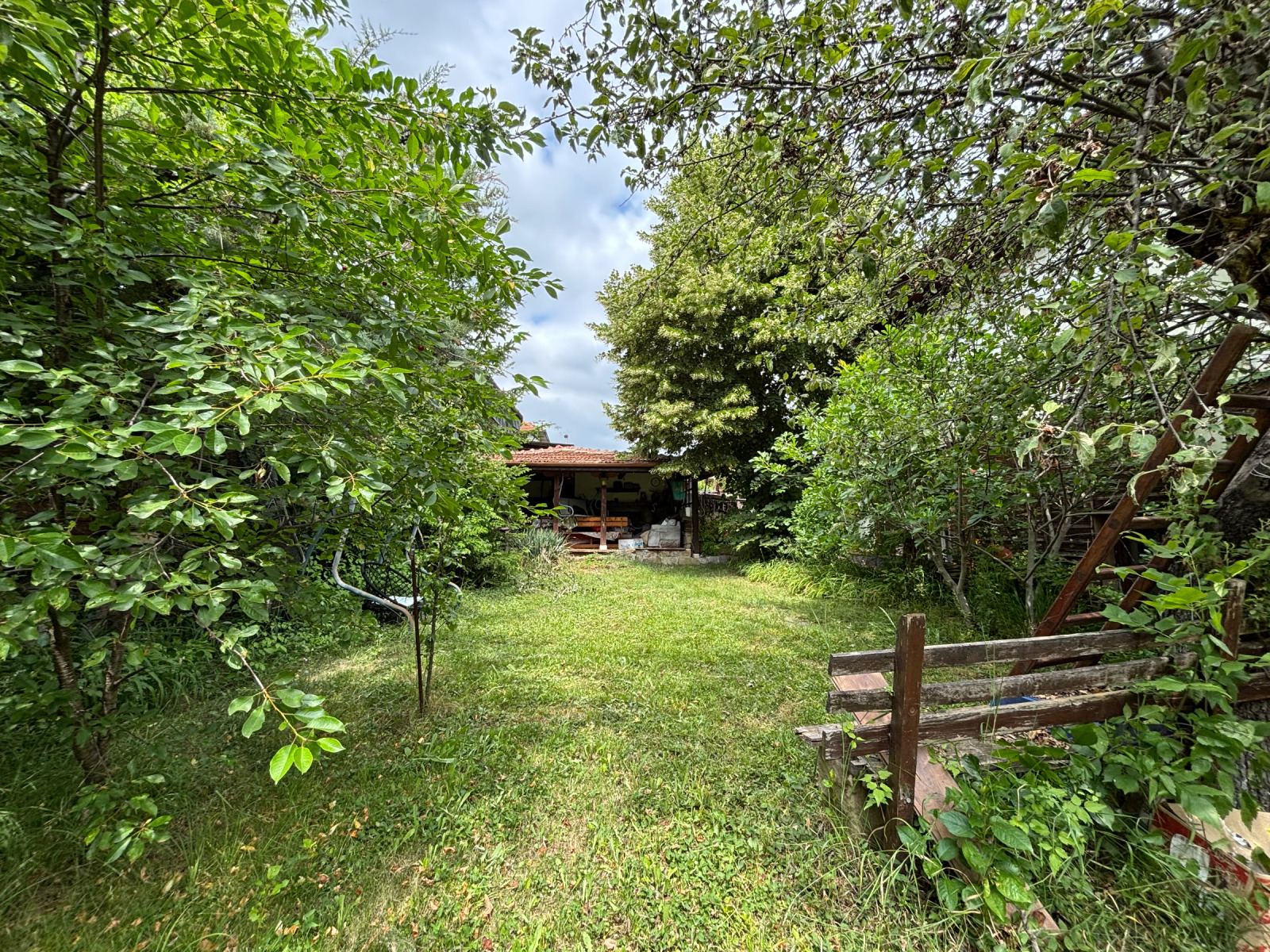 Продава КЪЩА, гр. Ябланица, област Ловеч, снимка 3 - Къщи - 54214540