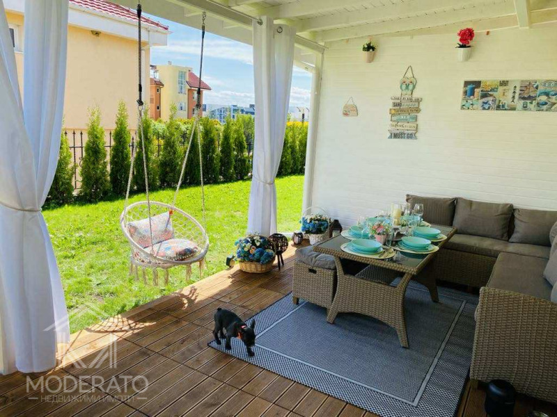 Продава КЪЩА, гр. Свети Влас, област Бургас, снимка 2 - Къщи - 53355060