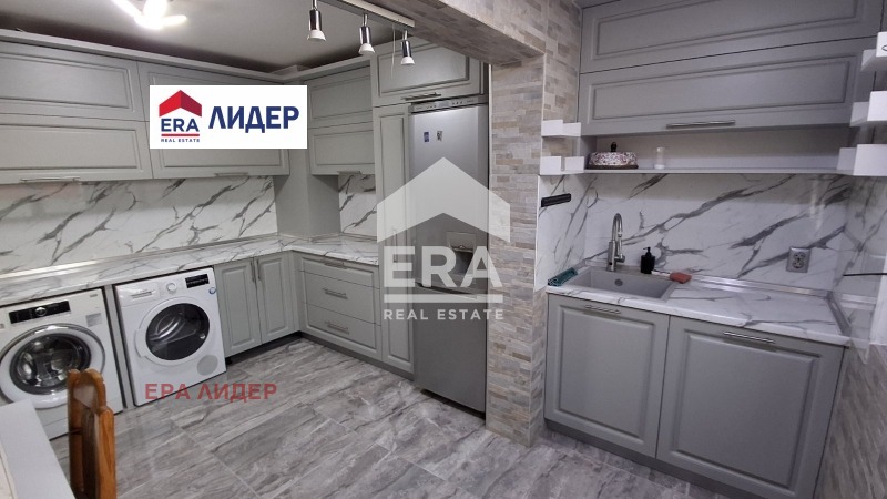 Продава 3-СТАЕН, гр. Русе, Чародейка - Север