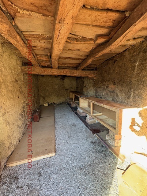 Продава КЪЩА, с. Горно Павликене, област Ловеч, снимка 9 - Къщи - 52484248