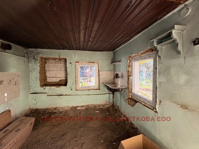 Продава КЪЩА, с. Горно Павликене, област Ловеч, снимка 5 - Къщи - 52484248