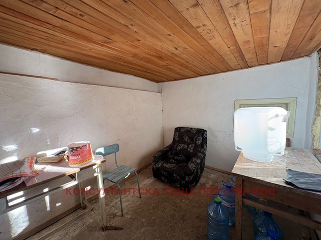 Продава КЪЩА, с. Горно Павликене, област Ловеч, снимка 4 - Къщи - 52484248