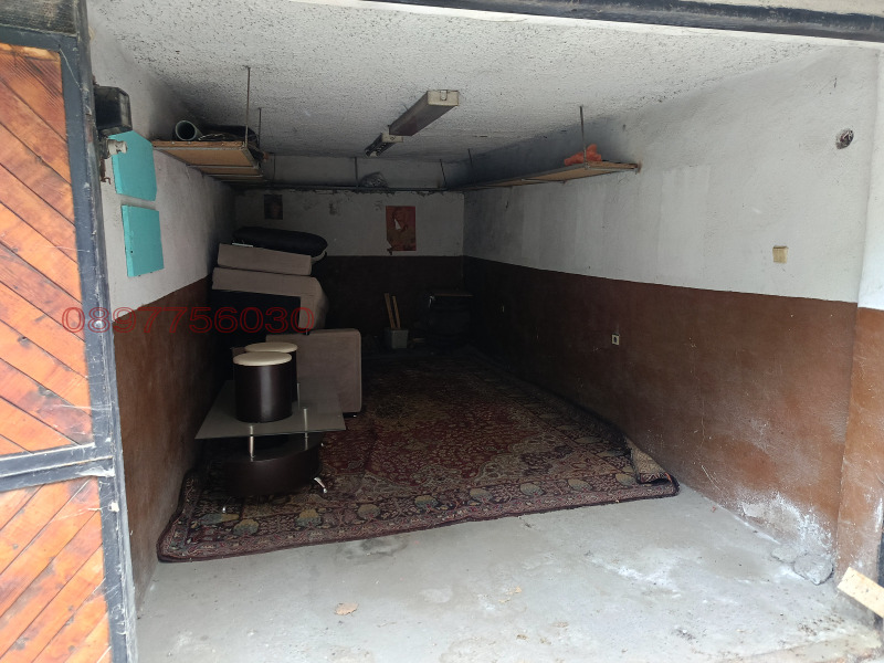 Продава ГАРАЖ, ПАРКОМЯСТО, гр. Добрич, Иглика, снимка 6 - Гаражи и паркоместа - 52781793