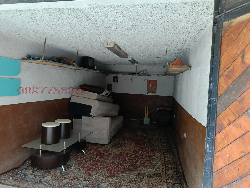 Продава ГАРАЖ, ПАРКОМЯСТО, гр. Добрич, Иглика, снимка 3 - Гаражи и паркоместа - 52781793