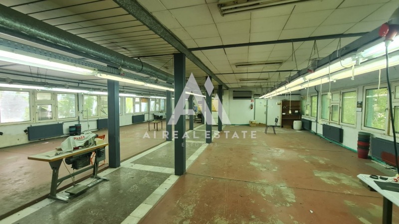 Продава  Пром. помещение град Плевен , Индустриална зона , 357 кв.м | 77672260 - изображение [7]