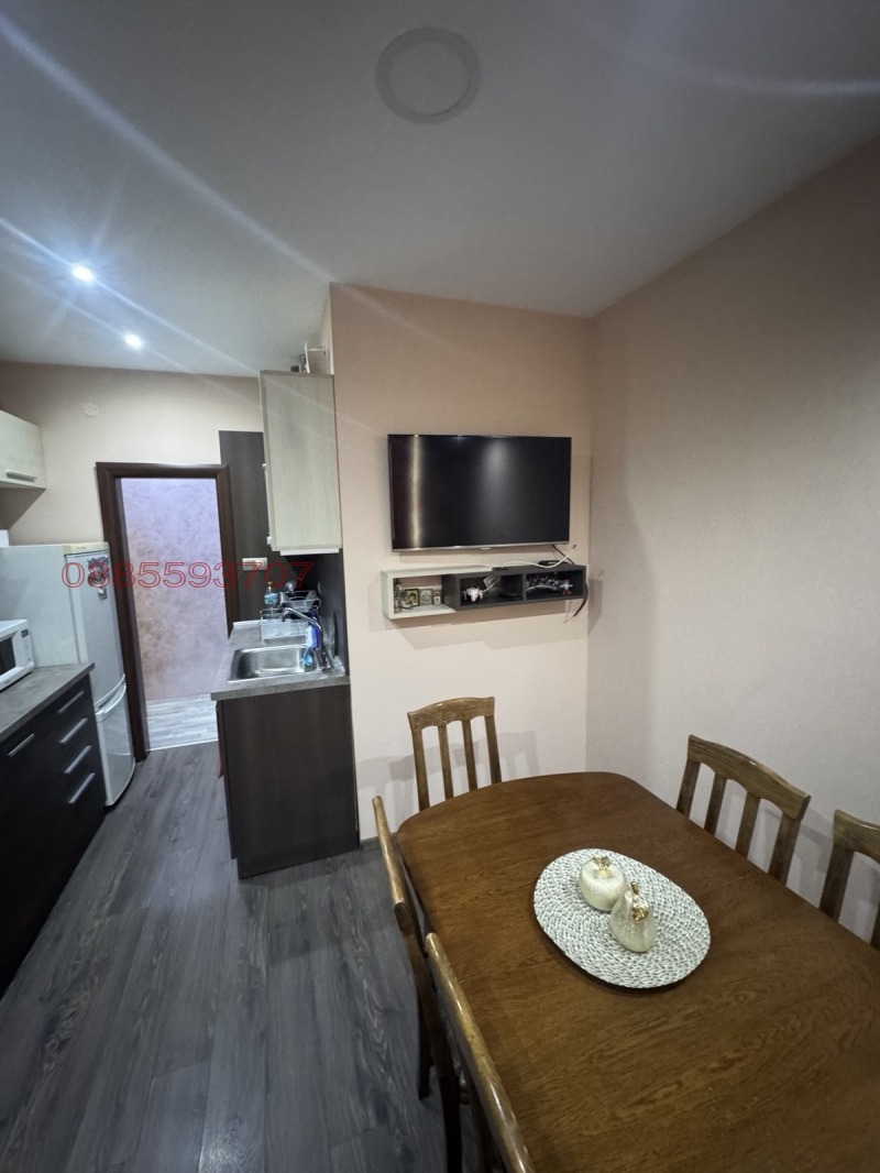 Продава 2-СТАЕН, гр. Свищов, област Велико Търново, снимка 5 - Апартаменти - 52780406