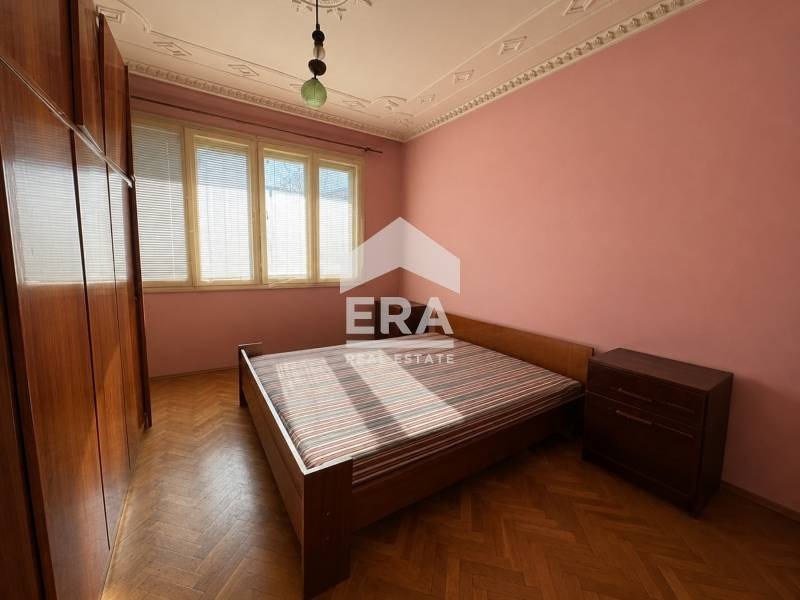 Продава 4-СТАЕН, гр. Силистра, Център, снимка 2 - Апартаменти - 55054062