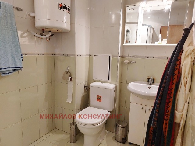 Продава МНОГОСТАЕН, гр. София, Банишора, снимка 12 - Aпартаменти - 46258522