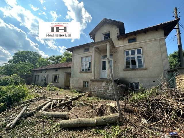 Продава  Къща област Велико Търново , гр. Сухиндол , 250 кв.м | 62240533