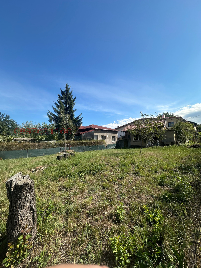 Продава КЪЩА, гр. Перник, Църква