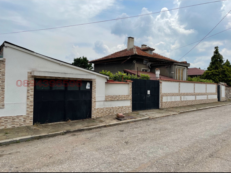 Продава КЪЩА, с. Априлово, област София област