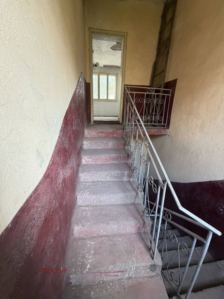 Продава КЪЩА, гр. Перник, Църква, снимка 6 - Къщи - 55748538