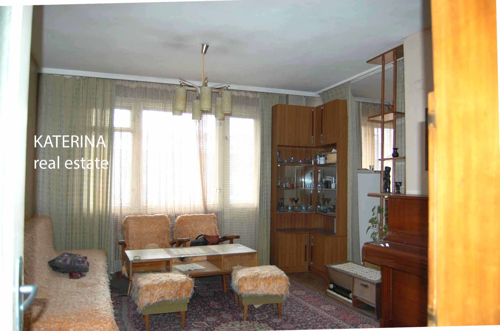 Продава 3-СТАЕН, гр. София, Медицинска академия, снимка 2 - Апартаменти - 48071781