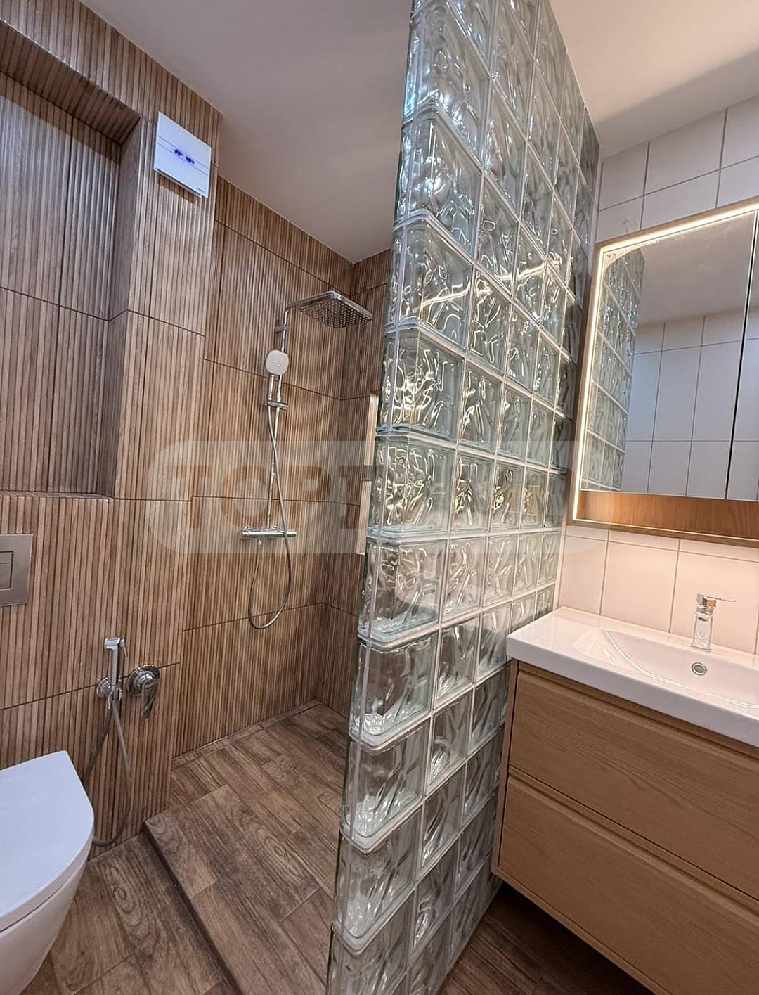 Продава 3-СТАЕН, гр. Варна, м-т Ален мак, снимка 11 - Апартаменти - 55914332