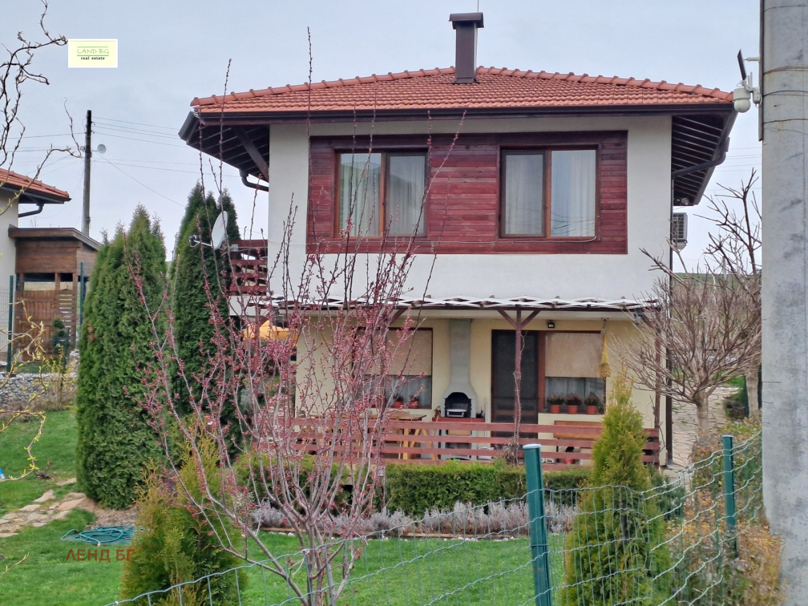 Продава КЪЩА, с. Хераково, област София област