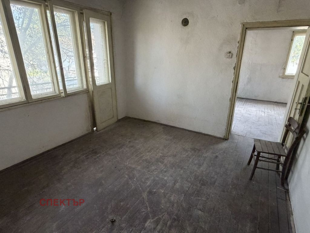 Продава КЪЩА, гр. Перник, Църква, снимка 11 - Къщи - 55748538