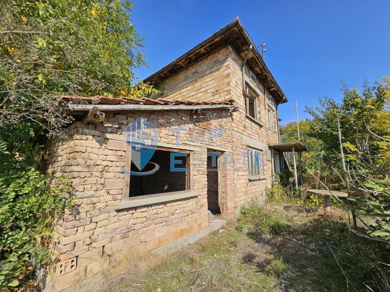 Продава КЪЩА в област Велико Търново, с. Драгомирово - 148 кв.м / 12 800 € » 25 034.62 лв., ТОП ЕСТЕЙТ