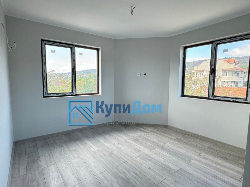 De vânzare  1 dormitor Varna , Vinița , 50 mp | 29460576 - imagine [2]