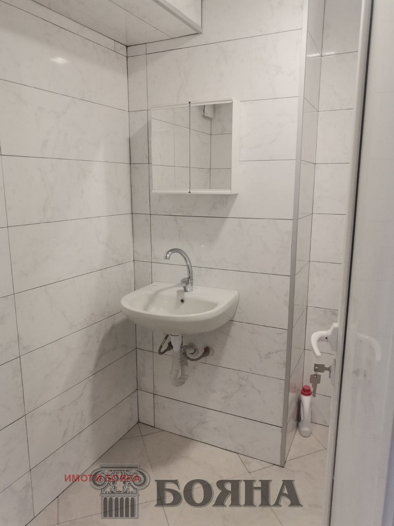 Продава  3-стаен град Русе , Централен южен район , 98 кв.м | 41497480 - изображение [12]