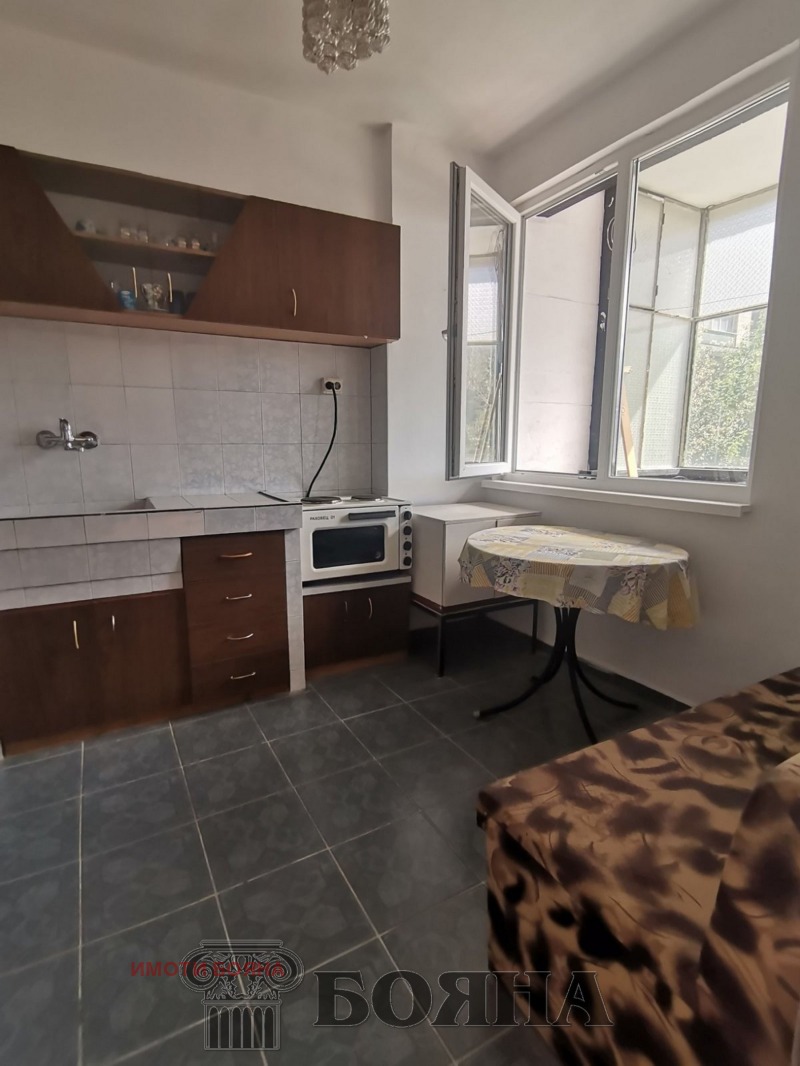 Продава  3-стаен град Русе , Централен южен район , 98 кв.м | 41497480 - изображение [4]