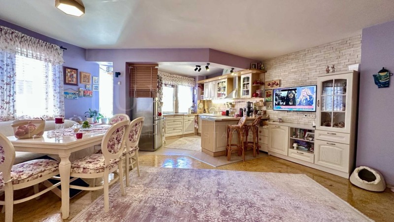 Продава 4-СТАЕН, гр. Пловдив, Кършияка, снимка 13 - Апартаменти - 52396061