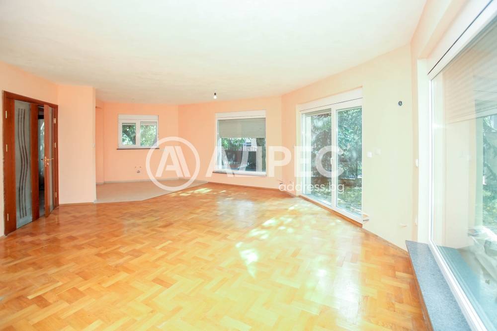 Продава КЪЩА, гр. София, гр. Банкя, снимка 2 - Къщи - 56655807