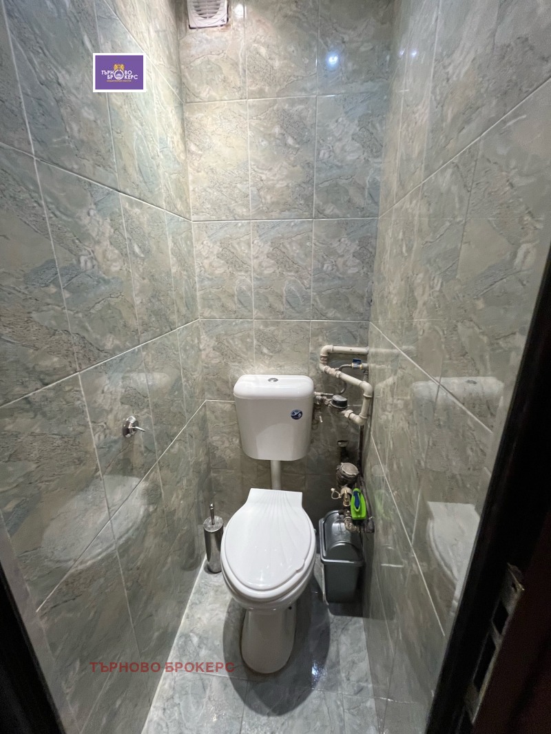 Продава 2-СТАЕН, гр. Велико Търново, Център, снимка 10 - Апартаменти - 52635326