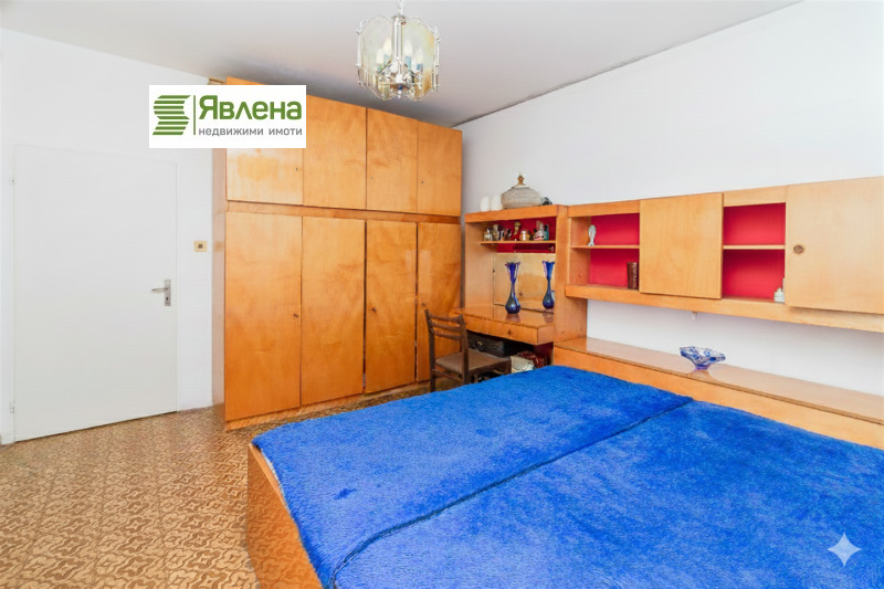 Продава 3-СТАЕН, гр. София, Красно село, снимка 2 - Апартаменти - 52664481