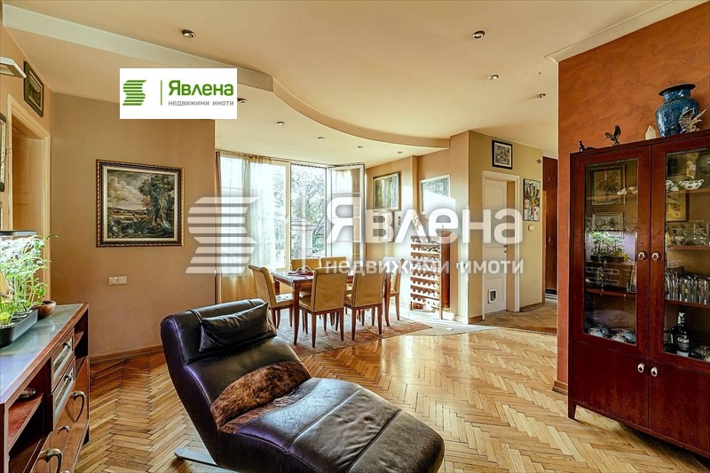 Продава 3-СТАЕН, гр. София, Център, снимка 3 - Апартаменти - 54795280