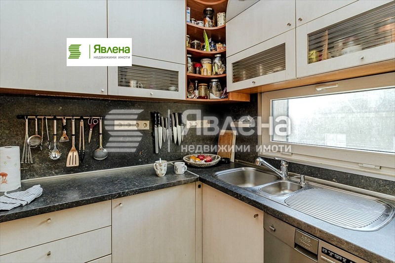 Продава 3-СТАЕН, гр. София, Център, снимка 11 - Апартаменти - 54795280