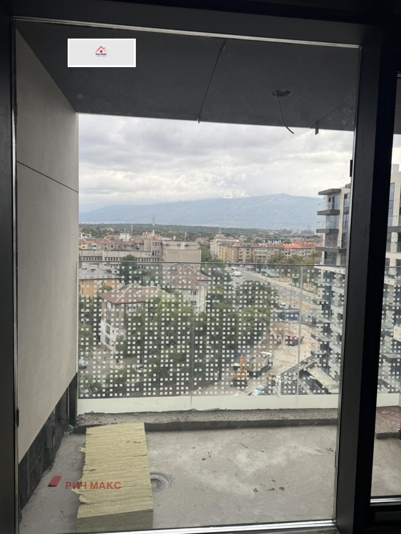 Продава 4-СТАЕН, гр. София, Оборище