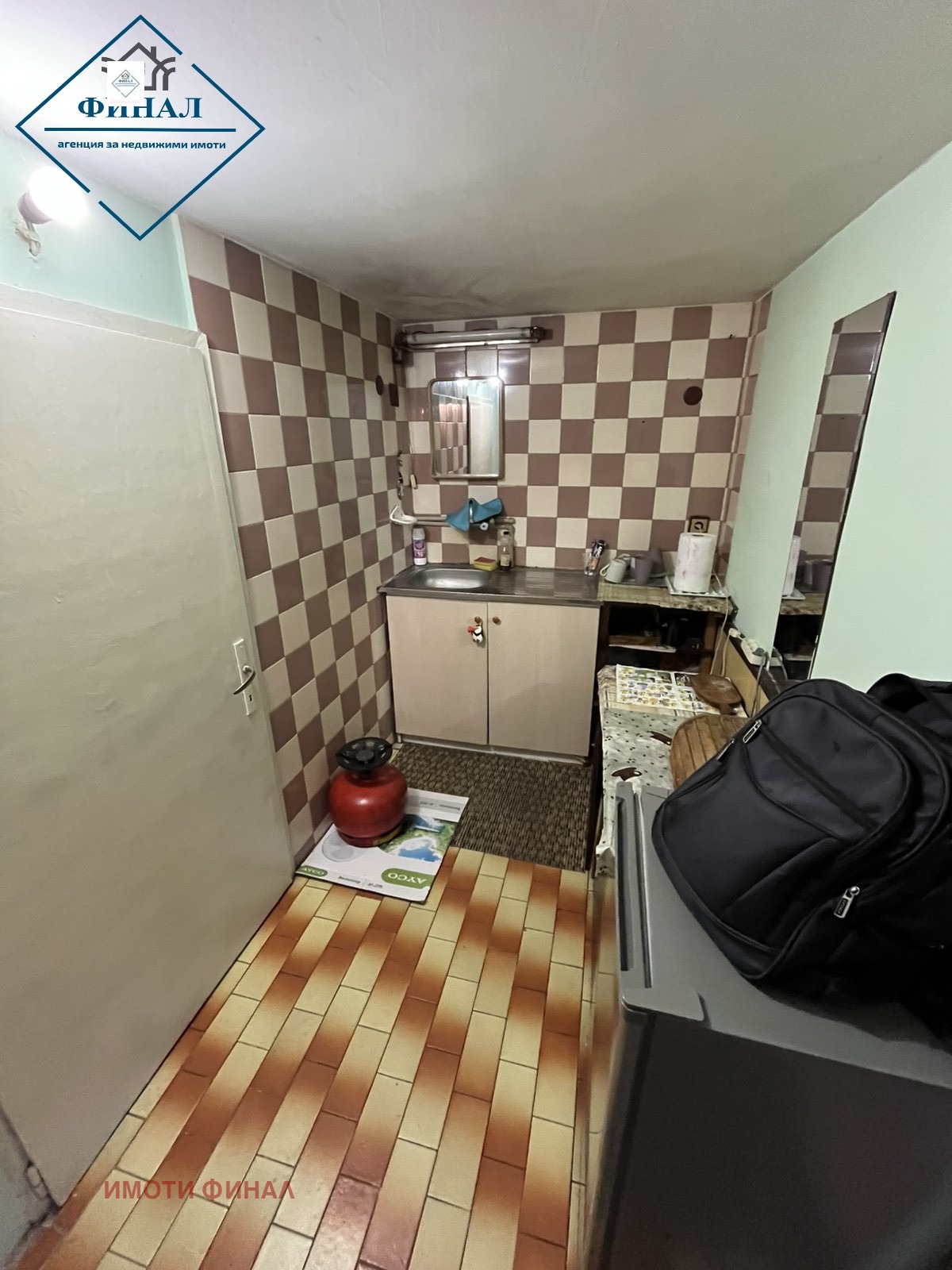 Продава 1-СТАЕН, гр. Шумен, Куршун чешма, снимка 2 - Апартаменти - 56314521