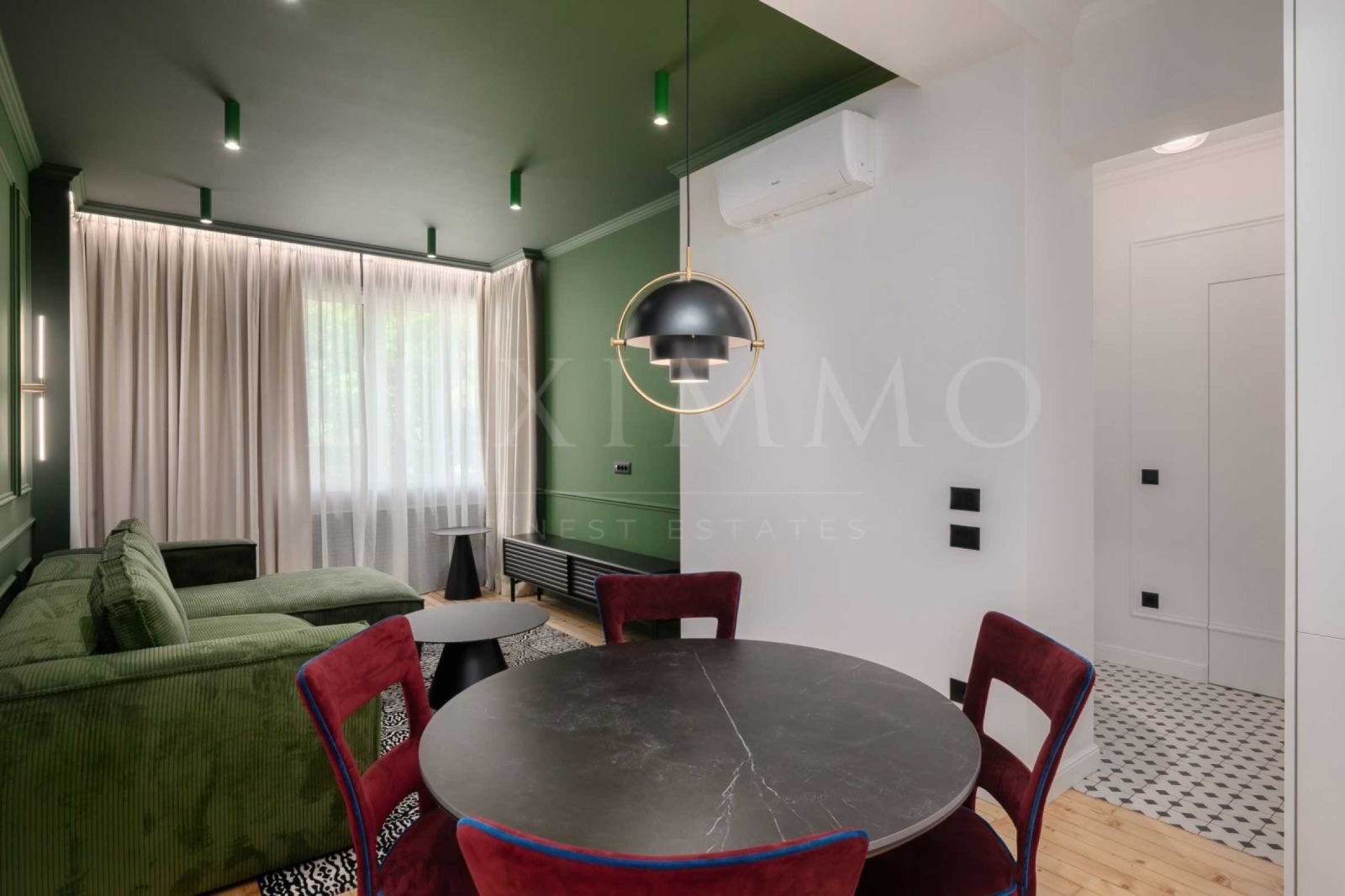 Продава 3-СТАЕН, гр. София, Център, снимка 2 - Апартаменти - 56126822