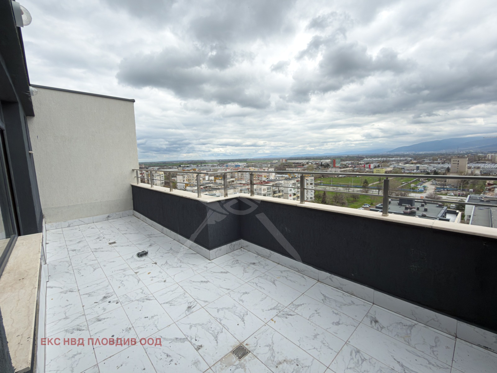 Продава МНОГОСТАЕН, гр. Пловдив, Тракия, снимка 2 - Апартаменти - 53920449