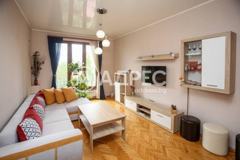 Продава 2-СТАЕН, град София, Център • 223800 € / 437714.75 лв. • 41837127 1