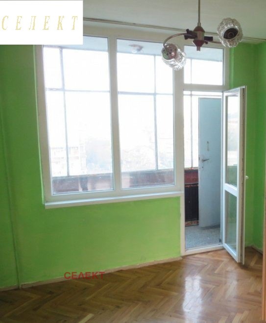 For Sale  2 bedroom Plovdiv , Vastanicheski , 96 sq.m | 16132432 - image [2]