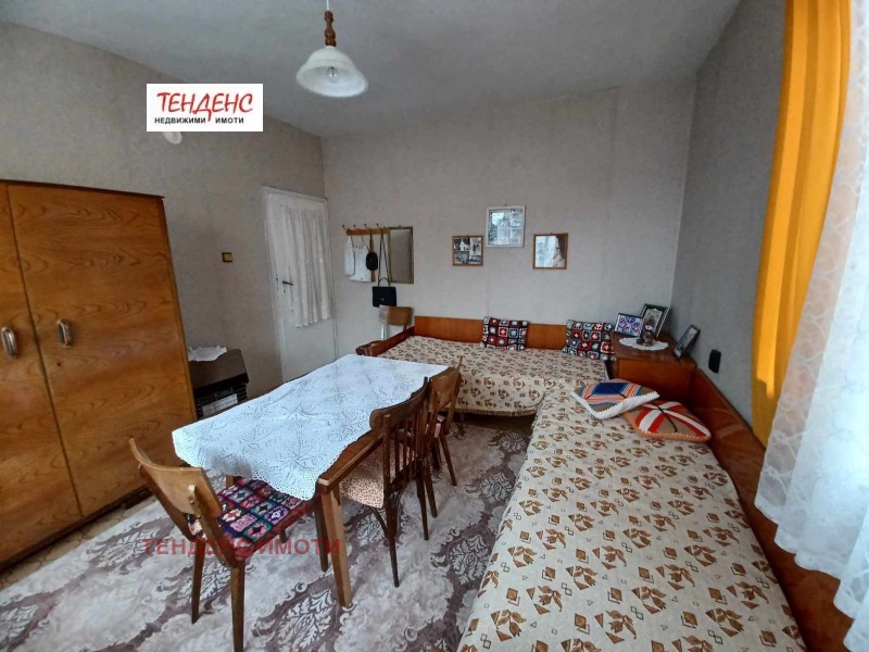 Продава  Къща град Кърджали , Студен кладенец , 220 кв.м | 58225189