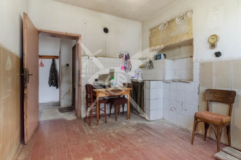 Продава КЪЩА, с. Алдомировци, област София област, снимка 9 - Къщи - 50807464