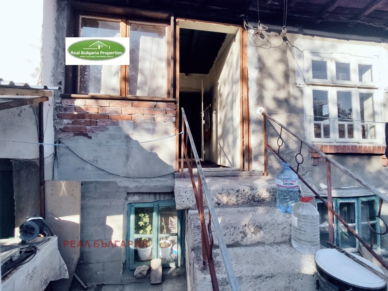 Продава КЪЩА, гр. Русе, Средна кула, снимка 9 - Къщи - 52168339
