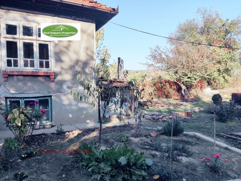 Продава КЪЩА, гр. Русе, Средна кула, снимка 8 - Къщи - 52168339