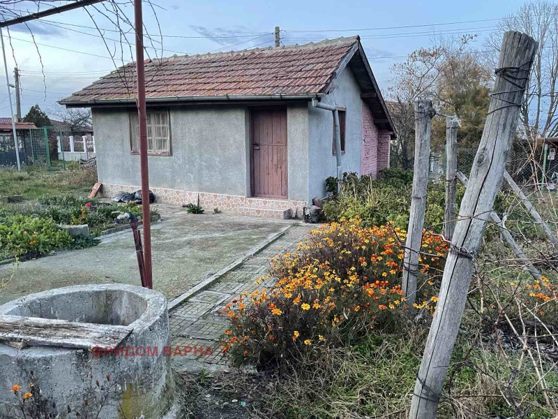 Продава  Парцел град Варна , м-т Боровец - север , 1000 кв.м | 83169969