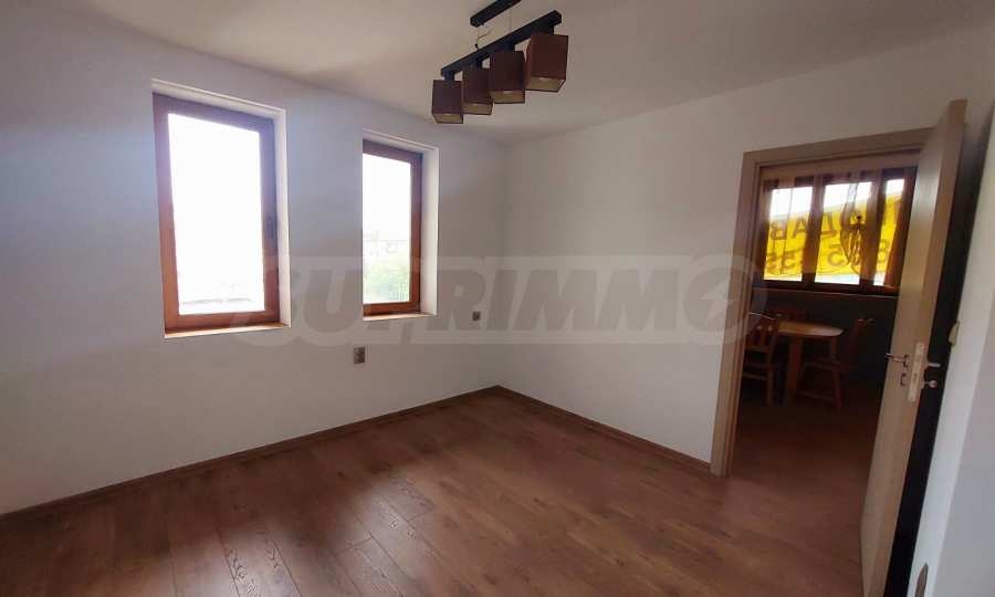 Продава 2-СТАЕН, гр. Велико Търново, Център, снимка 2 - Апартаменти - 56287947