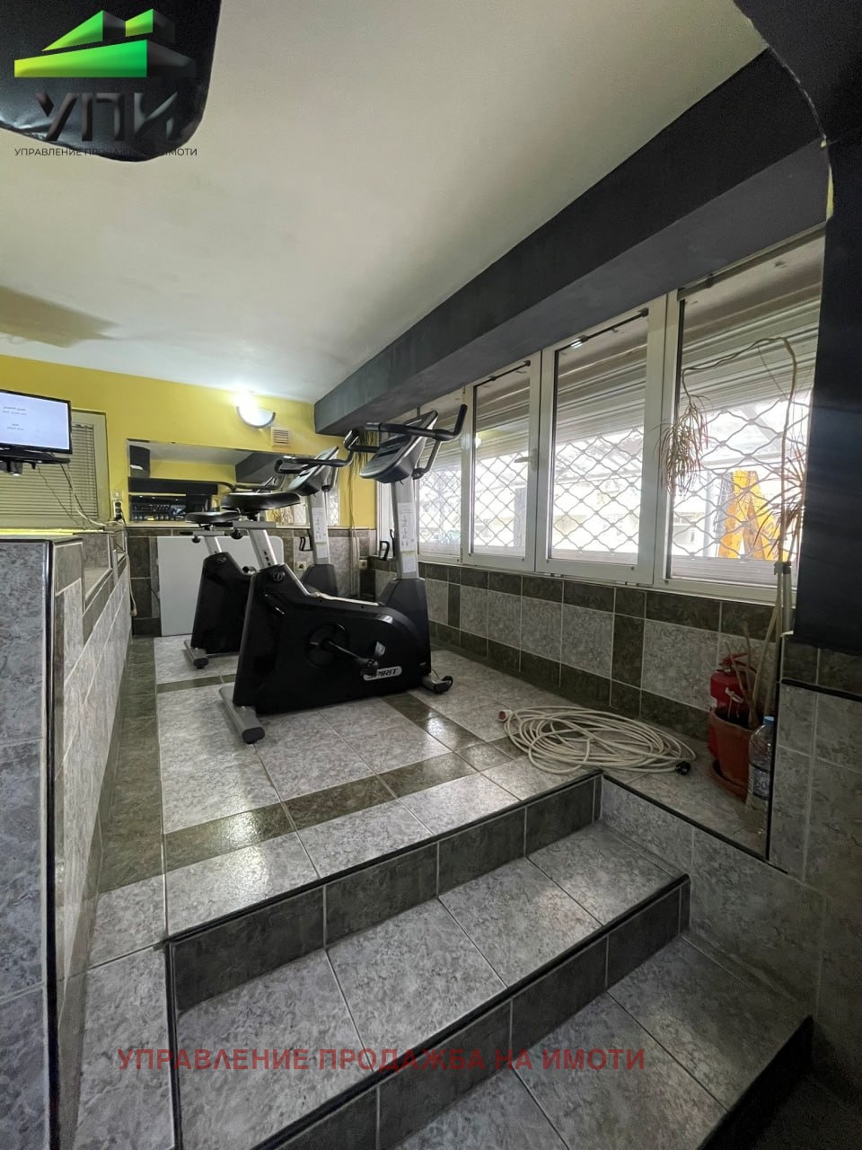 Продава МАГАЗИН, гр. София, Изток, снимка 11 - Магазини - 53607676