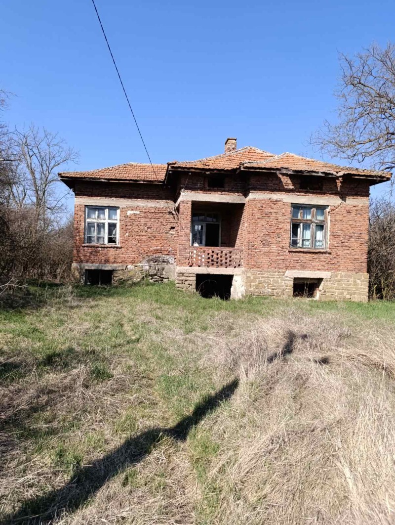 Продава КЪЩА в област Перник, с. Негованци - 100 кв.м / 65 000 € » 127 128.95 лв., ЛОЗЕНЕЦ КОНСУЛТ