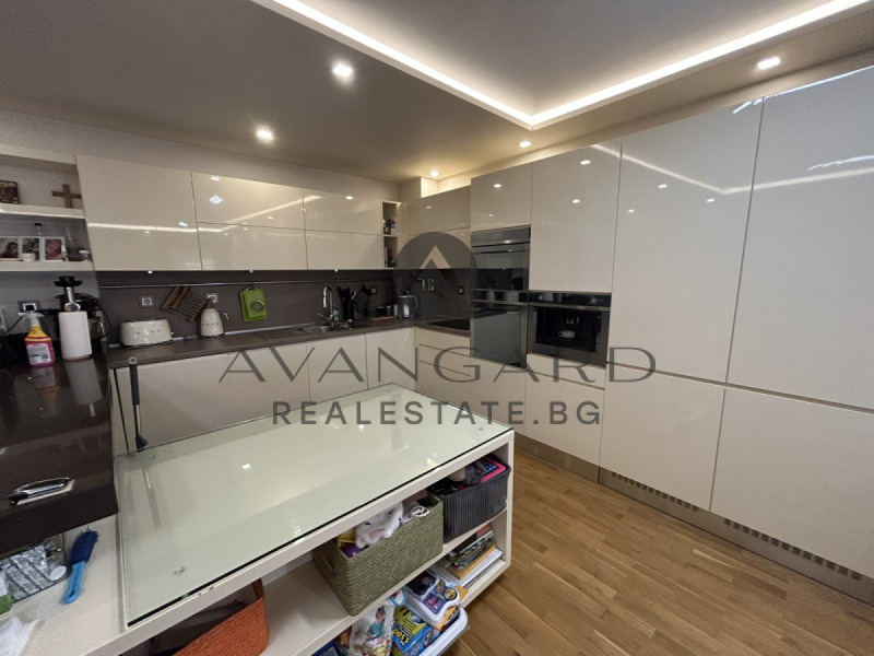 Продава  4-стаен град Пловдив , Кършияка , 160 кв.м | 35158201 - изображение [4]