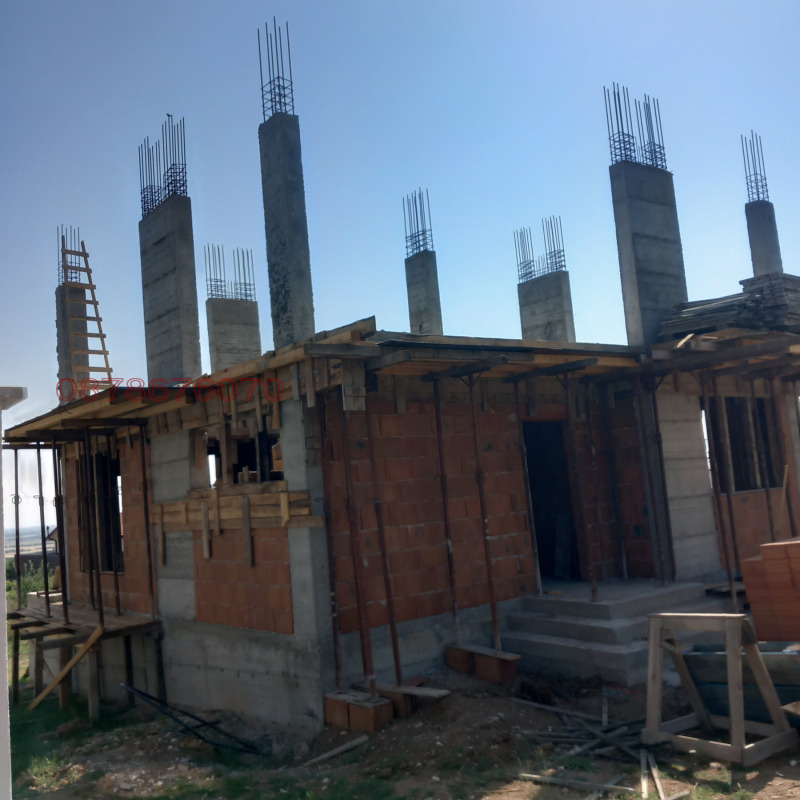Продава  Къща област Пловдив , с. Брестник , 185 кв.м | 74360266
