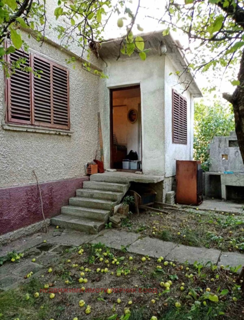 Продава КЪЩА, с. Люлин, област Перник, снимка 7 - Къщи - 52317118